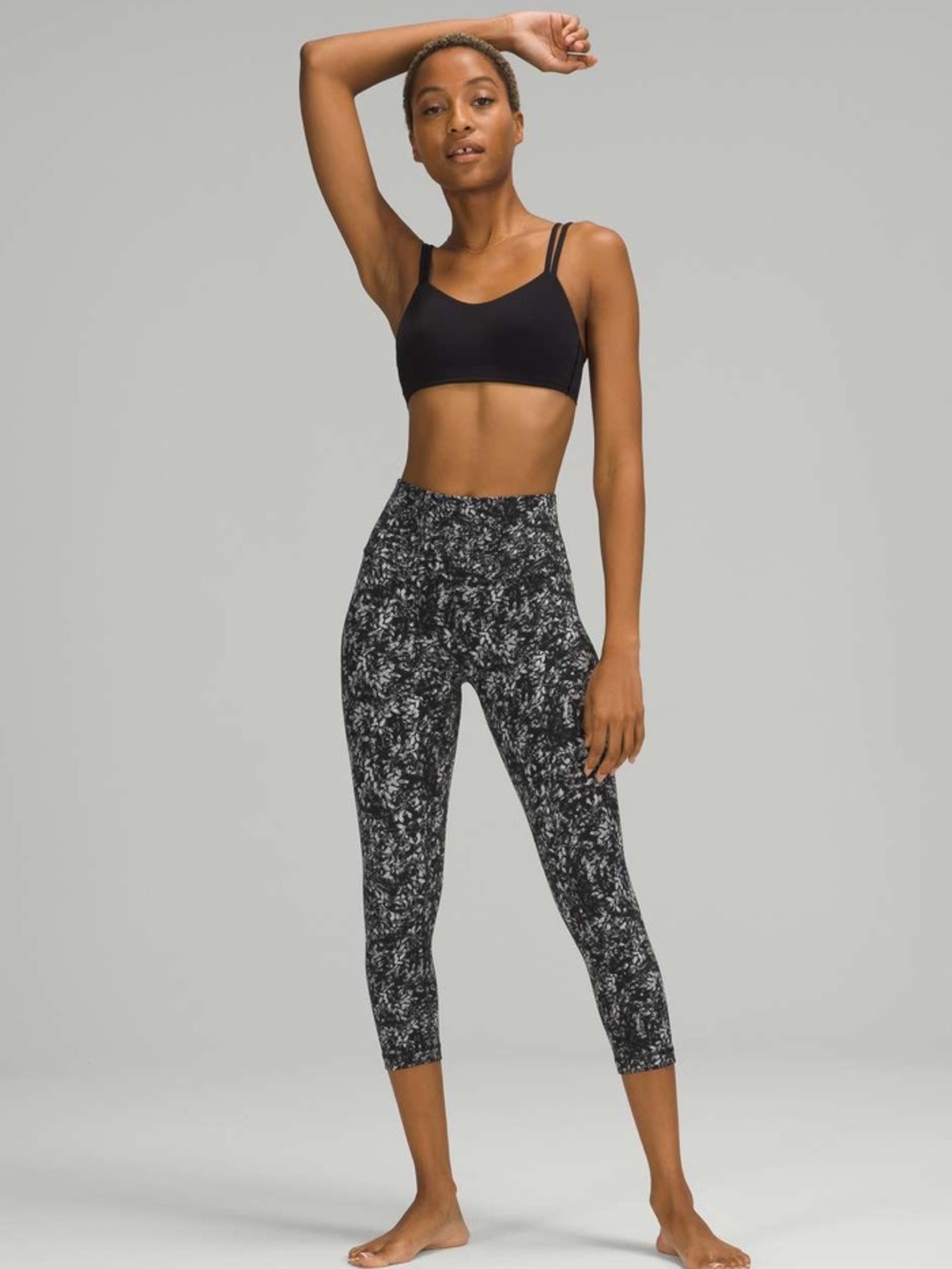 Women’s Lululemon Align High-Rise Crop 25” leggings black white size 12 EUC